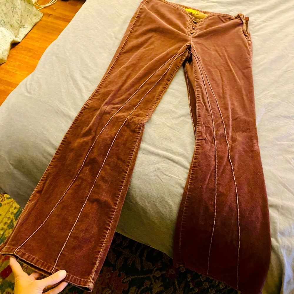 VINTAGE Y2K Gasoline low rise corduroy flares. Color is a purple/burgundy.